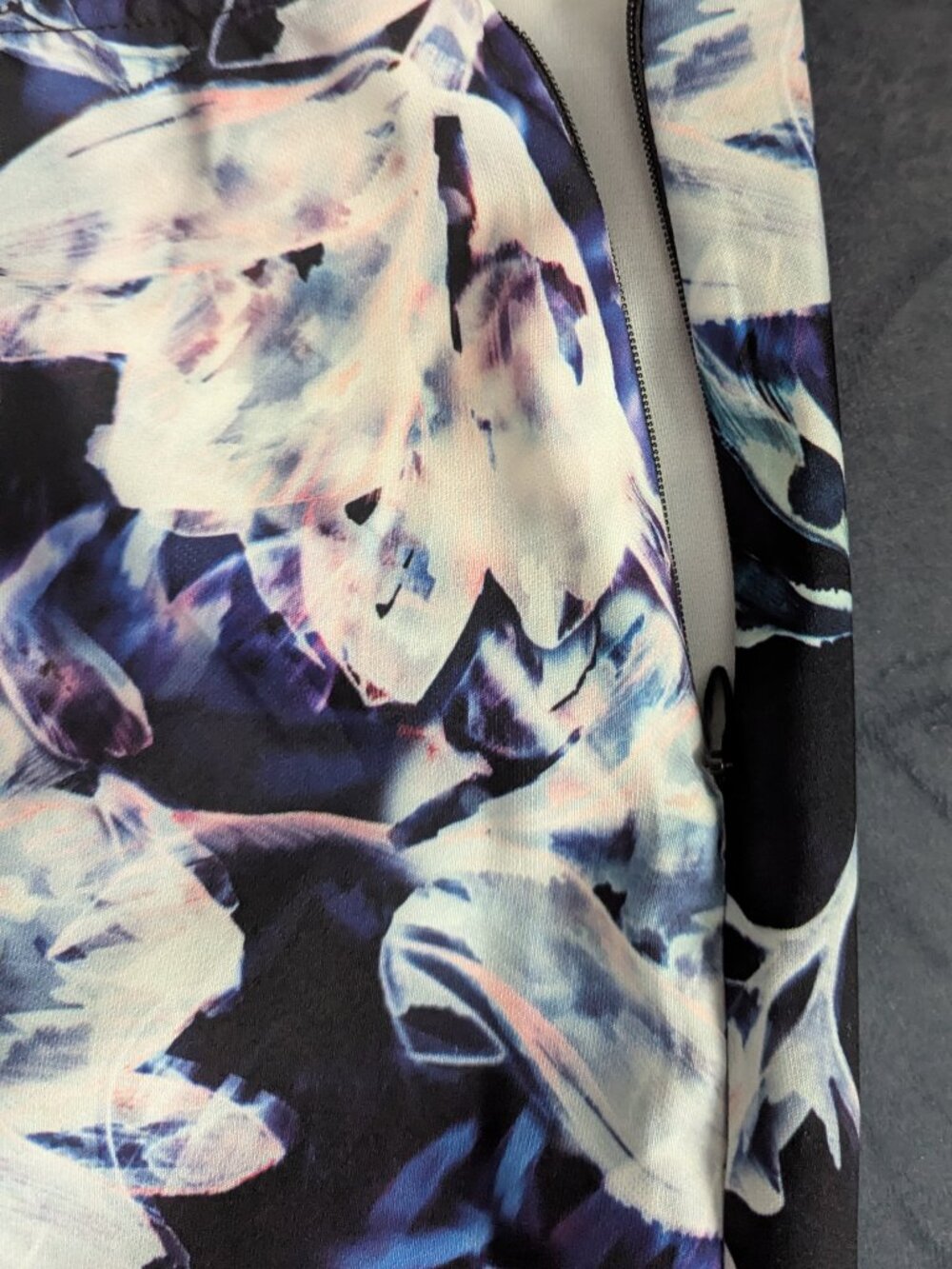 Joseph Ribkoff pants - Picture 7 of 9